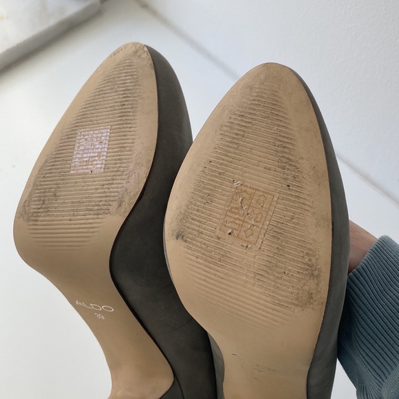 ALDO Fawson Gray Suede Heels - Picture 4 of 9